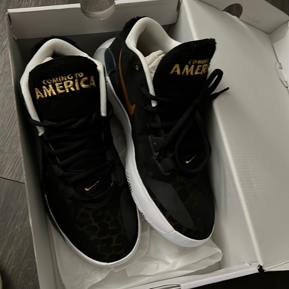 Nike zoom freak 1